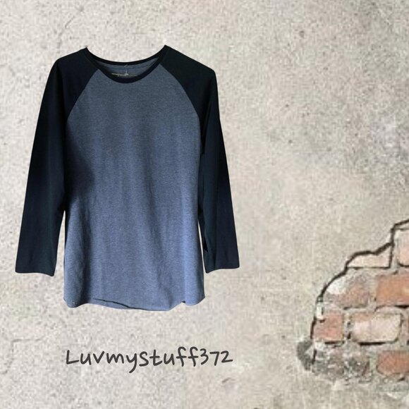Cute SOFFE Gray and Black Baseball Jersey style top - Picture 2 of 11